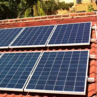 Support de montage de panneau solaire de toit de module en métal PV réglable avec caractéristiques d'angle