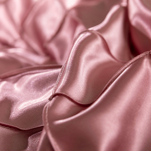 Set di Biancheria da Letto <span class=keywords><strong>in</strong></span> Raso di <span class=keywords><strong>Seta</strong></span> di Lusso, <span class=keywords><strong>Copripiumino</strong></span> e Lenzuola <span class=keywords><strong>in</strong></span> Tinta Unita, Set da 4 Pezzi - Product Image 4