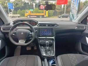 <span class=keywords><strong>Peugeot</strong></span> <span class=keywords><strong>308</strong></span> 1.2T Turbo d'occasion 2019, Euro VI, conduite à gauche, faible kilométrage, berline 5 places, livraison mondiale disponible - Product Image 6