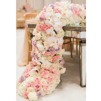 Rangkaian Bunga Pernikahan: Centerpiece Mawar Putih Panjang, Runner Bunga Pink, Runner Bunga Biru