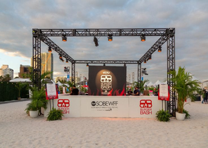 Iluminación TENTCHO Foresight de Aluminio para Estructuras de Escenario, Exhibidores de Estructuras Duraderos y Elegantes para Eventos en Interiores y Exteriores - Product Image 6