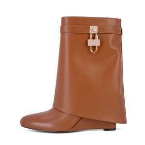 Botines de Mujer sin Cierres con Caña Ancha Plegable a Media Pantorrilla <span class=keywords><strong>Plataforma</strong></span> de Tiburón Tacón de Cuña Punta de Almendra y Candado - Product Image 3