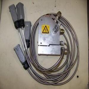 1038120C Nuevo controlador de programación PLC de automatización industrial de almacén listo original - Product Image 1