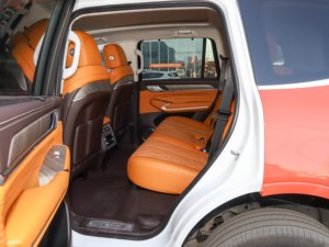 Nuovo Tank 500 2025 New Energy Hi4-Z Rosso Esclusivo SUV 5 Posti, Ibrido Turbo R19 Guida a Sinistra Base <span class=keywords><strong>Auto</strong></span> - Product Image 5