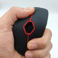 Housse de protection premium pour carte-clé Renault : Étui en silicone antichoc et résistant aux chutes avec accent rouge sportif et poignée latérale en nid d'abeille