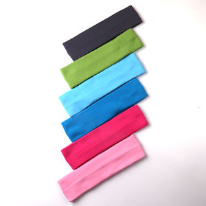 رباط رأس قناع وجه عريض للنساء مع رباط رأس أسود مطاطي ناعم مطاطي رباط رأس رياضي لليوجا - Product Image 3