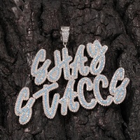 Bijoux hip-hop personnalisés Lettres d'écriture cursive Zircon cubique glacé Nom personnalisé Collier Hommes Rappeur Connecté Lettre Pendentif