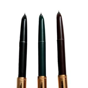 Regali per ufficio di scrittura lisci Best-seller pennino con cappuccio classico raffinato disponibile in penne stilografiche promozionali a 3 colori - Product Image 2