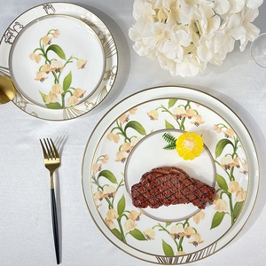 Hot Sale Porcelain <b>Dinner</b> <b>Sets</b> Serving Plate Round Custom Gold Line Flower <b>Dinner</b> Wedding Luxury Fine <b>Bone</b> <b>China</b> Dinnerware <b>Set</b> - Product Image 5
