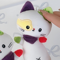 Jouet en peluche chat mignon, poupée en peluche douce, mini cadeau pour animaux de compagnie, pendentif