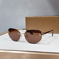 Lunettes de soleil géométriques sans monture pour femmes, protection UV400, décor en strass, lunettes de soleil tendance pour femmes, pour les fêtes, la plage, les voyages