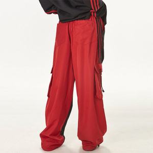 Pantalon cargo long en nylon avec logo personnalisé, grande poche latérale, coupe régulière, pour homme, idéal pour le travail en extérieur - Product Image 2