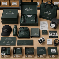 Kit de course de trail personnalisé avec logo, comprenant une chemise de performance, une casquette, une bouteille d'eau, une serviette rafraîchissante et un dossard de course
