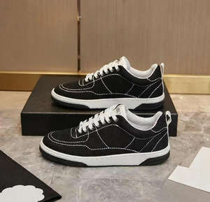 Chaussures de sport de luxe confortables en cuir véritable à boucle moine, légères et rembourrées, de haute qualité, pour hommes et femmes - Product Image 3