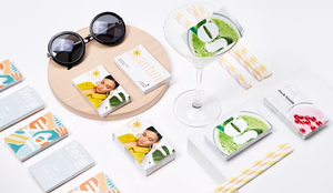 นามบัตรธุรกิจพิมพ์ออฟเซ็ตคุณภาพสูง พร้อมโลโก้และชื่อแบบกำหนดเอง วัสดุ PVC เคลือบเลเซอร์ - Product Image 4