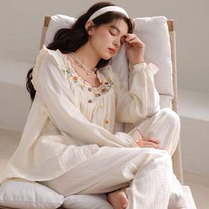 Set di <span class=keywords><strong>pigiami</strong></span> Casual da <span class=keywords><strong>donna</strong></span> in cotone Cloud primavera autunno camicie da notte con bordo a volant con stampa floreale - Product Image 6