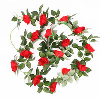 Meistverkaufte Künstliche Blumen Seidenrosen-Girlande Grünpflanze für Hochzeit Heimdekoration Deckendekoration