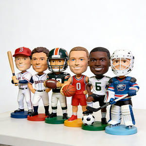 Figuras Personalizadas de Deportistas en Resina para Coleccionistas y Regalos Premium: Béisbol, Fútbol Americano, Baloncesto, Fútbol, Hockey - Product Image 6
