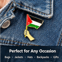 Épinglette en émail personnalisée Drapeau de la Palestine, motif main tenant le drapeau, badge de revers symbolique, motif moderne antique fleur d'amour, pour commandes en gros et événements