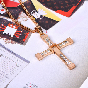 Classica Collana con Croce di <span class=keywords><strong>Fast</strong></span> <span class=keywords><strong>and</strong></span> <span class=keywords><strong>Furious</strong></span>, Regalo per Credenti Cristiani, Gioielli per Donne e Uomini - Product Image 5