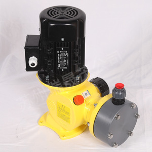 Pompe doseuse à membrane mécanique Milton Roy GM0500PQ1MNN, corps en PVC, débit de 0,5 Lpm, traitement de l'eau - Product Image 1
