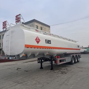 <span class=keywords><strong>Remorque</strong></span> de réservoir d'huile à 3 essieux Camion semi-<span class=keywords><strong>remorque</strong></span> 42CBM en <span class=keywords><strong>vente</strong></span> pour le transport d'huile Réservoir de type bac divisé chargé de divers liquides - Product Image 2