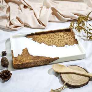 Bandejas Decorativas Recubiertas de Resina Diseñadas para Agregar un Toque Moderno a la Cocina y las Zonas de Comedor Mientras Sirven como Soporte para el Servicio Diario - Product Image 5