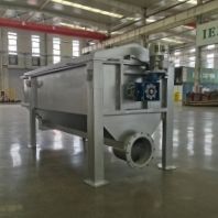 Système <span class=keywords><strong>de</strong></span> traitement <span class=keywords><strong>de</strong></span> l'<span class=keywords><strong>eau</strong></span> par tamis rotatif IEPP SS 304, capacité <span class=keywords><strong>de</strong></span> 200 000 L/heure pour la séparation solide-<span class=keywords><strong>eau</strong></span>, adoucissement, osmose inverse - Product Image 4