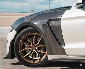 Ailes avant en fibre de carbone pour Ford <span class=keywords><strong>Mustang</strong></span> (2015-2017) |   Remplacement d'aile avant style <span class=keywords><strong>GT</strong></span> |   Ajustement de style OEM - Product Image 2
