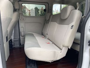 Voitures d'occasion <span class=keywords><strong>Nissan</strong></span> NV200 7 places MPV LHD <span class=keywords><strong>Automatique</strong></span> Traction avant 1.6L Faible kilométrage Sans accident Exportation Vente en gros 2016 - Product Image 5