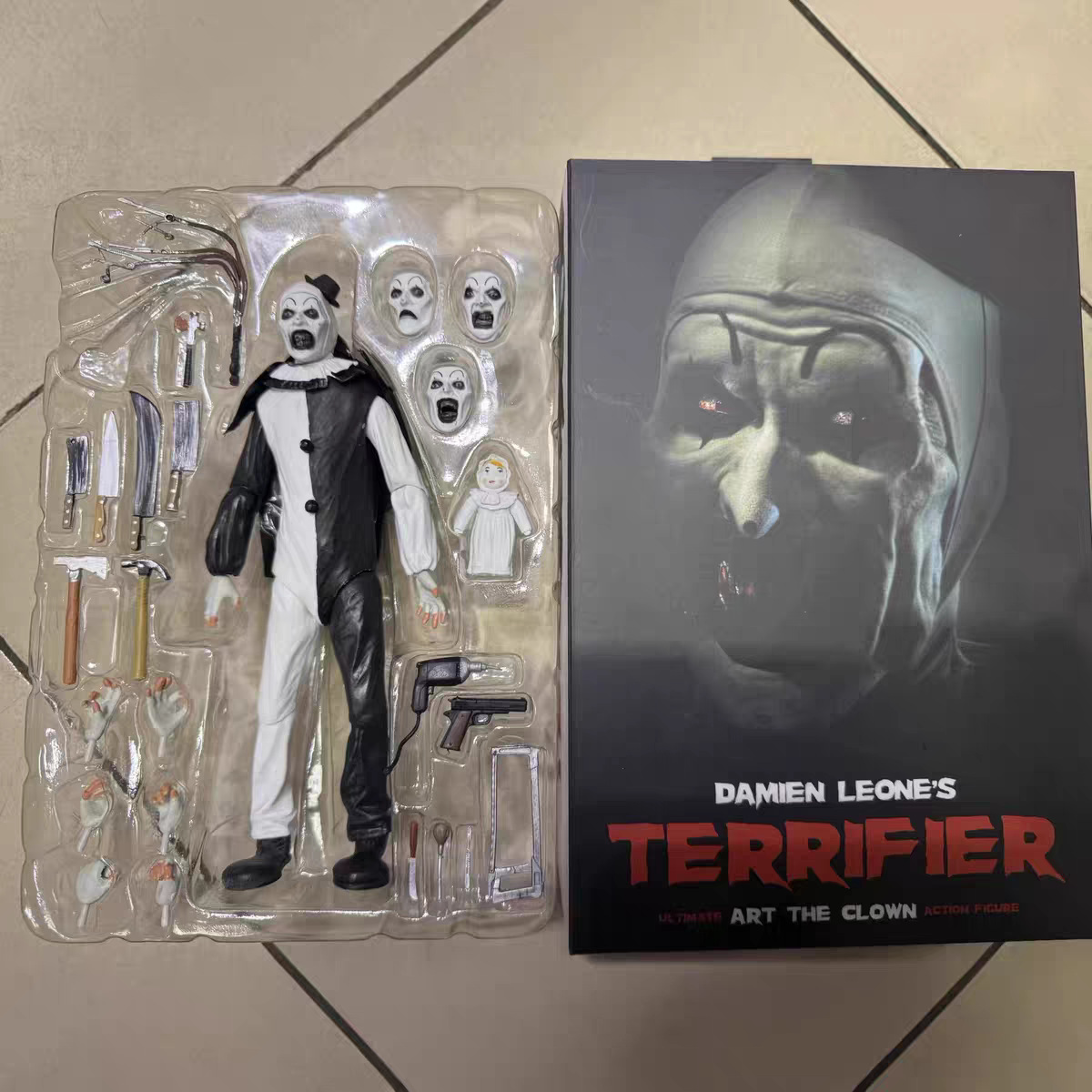 Caja de payaso con alma rota de 7 pulgadas