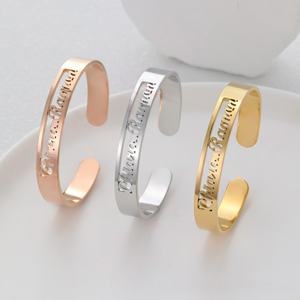 Pulsera de Acero Inoxidable con Dije de Corazón, Brazalete Personalizado con Nombre en Forma de C de 10 mm, Joyería con Letras de Estrás Chapada en Oro de 18K para Mujer - Product Image 5
