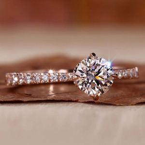 Bagues de fiançailles élégantes en or massif en gros pour les femmes 10K 14K 18K VVS Moissanite - Product Image 1