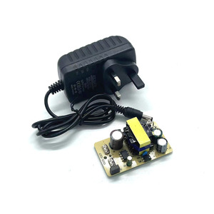 מתאם מתח אוניברסלי 12V 24V רב מכר עם תקעים בריטיים, אירופאים, אמריקאים ואוסטרליים, עשוי מחומר ABS, כבל באורך 1 מטר, ממשק <span class=keywords><strong>DC</strong></span> 3.5 מ\"מ, AC 100-240V - Product Image 3