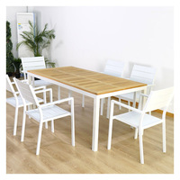 Table carrée de salle à manger d'extérieur en teck moderne et structure en aluminium, ensemble de chaises empilables, résistant à l'eau et durable