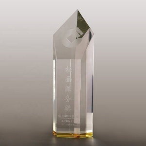Nhà Máy Giá 3 Màu Sắc Khối Pha Lê Trụ Cột Obelisk <span class=keywords><strong>Trophy</strong></span> Cho Hàng Năm Pha Lê Giải Thưởng - Product Image 1