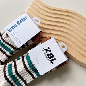 하이 퀄리티 양말 라벨 접힌 종이 포장 헤더 카드 양말 골판지 라벨 사용자 정의 양말 포장 - Product Image 4