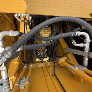 Excavatrice sur chenilles CATERPILLAR 325D2L d'occasion, bon état et prix bas. Excavatrice sur chenilles en vente, CAT320B CAT320C CAT323D CAT325 - Product Image 5