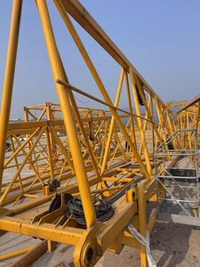 Grue à tour de construction Zoomlion de haute qualité, auto-extractible, modèle Hammerhead TC6012-6, flèche de 60 m, capacité de charge de 12 tonnes, moteur, bon prix - Product Image 5