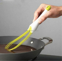 Batteurs à oeufs à manivelle Poignée Batteurs à oeufs Mixeur Petit manuel en plastique Remuer Gâteau Cuisson Mini Batteur à main Pédales liquides