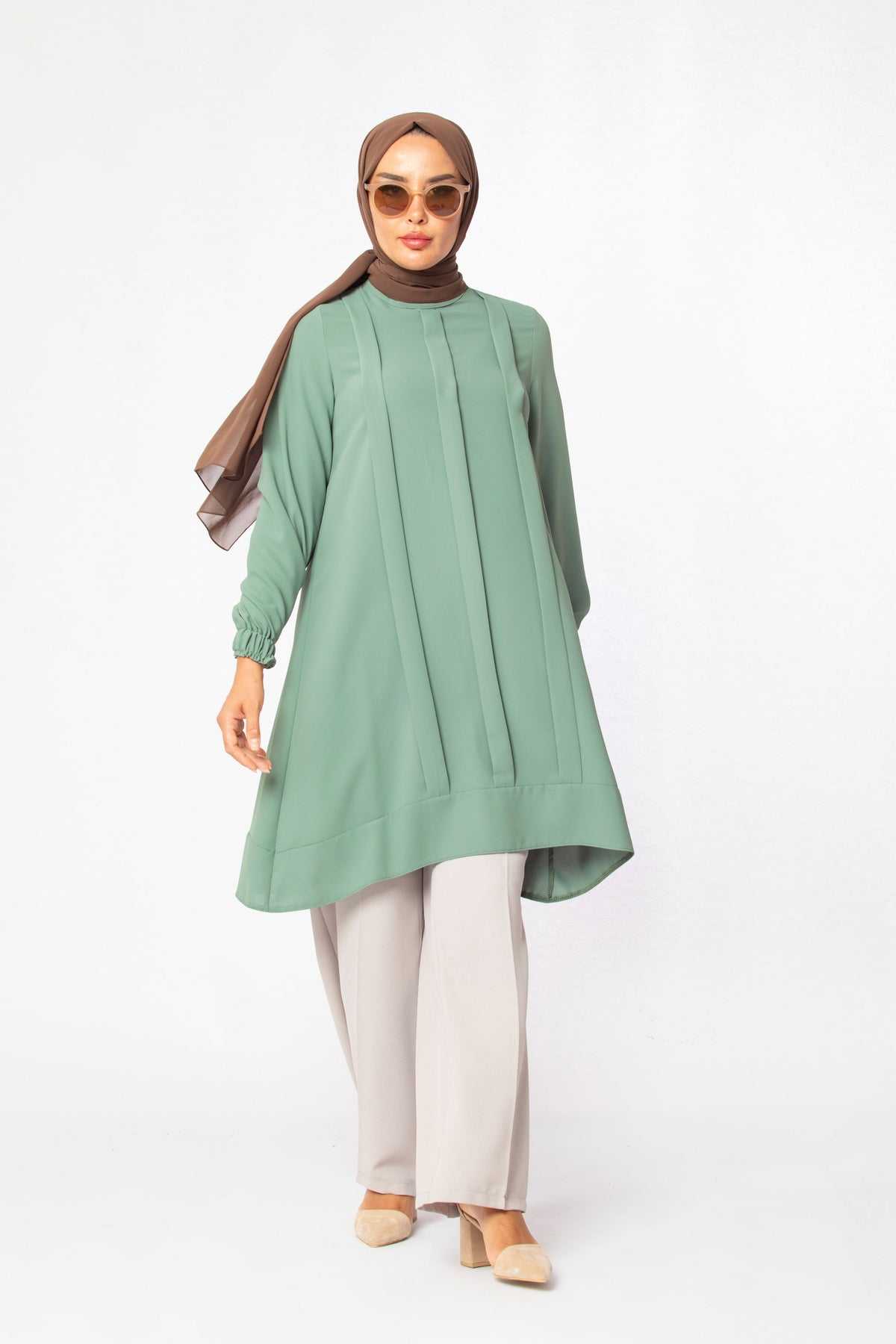 สีเขียว