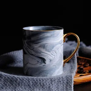 Caneca europeu de luxo de 13oz, caneca de chá branco de cerâmica mármore de café com alça dourada