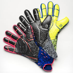 男士儿童尺寸橡胶专业足球守门员手套强力手指保护足球比赛手套 - Product Image 3