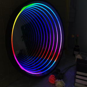 Letrero LED Personalizado con Espejo Infinito |   Letra 3D Brillante de ABS |   Cartel Luminoso Portátil RGB Multicolor Resistente al Agua para Decoración de Bares/Comercios - Product Image 4