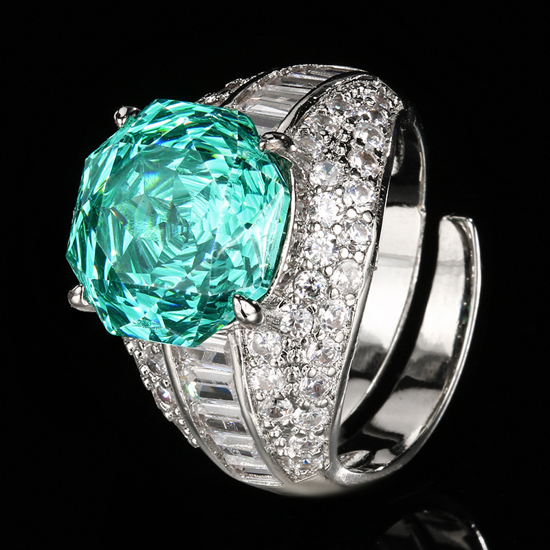 open size Millennium cut Parra green ring