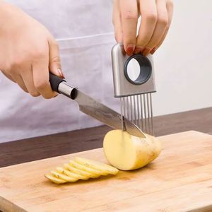 Stainless Steel Onion Slicer Easy-to-Use <b>Vegetable</b> & Fruit <b>Cutter</b> Green Onion & Tomato Blossom <b>Cutter</b> Kitchen Tools Assistant - Product Image 4