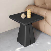 Table basse carrée en acier moderne de luxe pour chambre à coucher, hôtel, appartement, salon - Meubles écologiques et durables