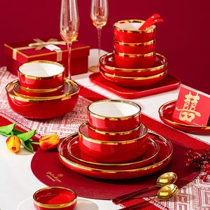 Juego de Vajilla de Cerámica Roja de Año Nuevo, Personalizado, Único, para Restaurante, Hotel, Estilo Europeo, Venta al por Mayor, con Bordes Dorados - Product Image 1
