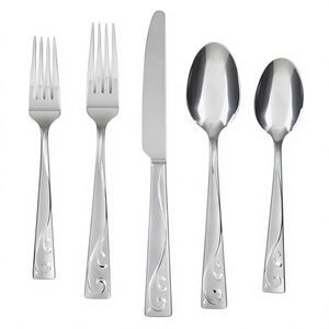 Cucharas, tenedores y cuchillos elegantes, juego de 5 piezas para hoteles y restaurantes, juegos de cubiertos duraderos y personalizables en venta. - Product Image 1