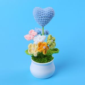 ดอกไม้ถักโครเชต์แฮนด์เมดไล่เฉดสีรูปหัวใจ ดอกทิวลิป ดอกกุหลาบ ของขวัญตกแต่งกระถางสำหรับคริสต์มาส ฮาโลวีน และวาเลนไทน์ - Product Image 4